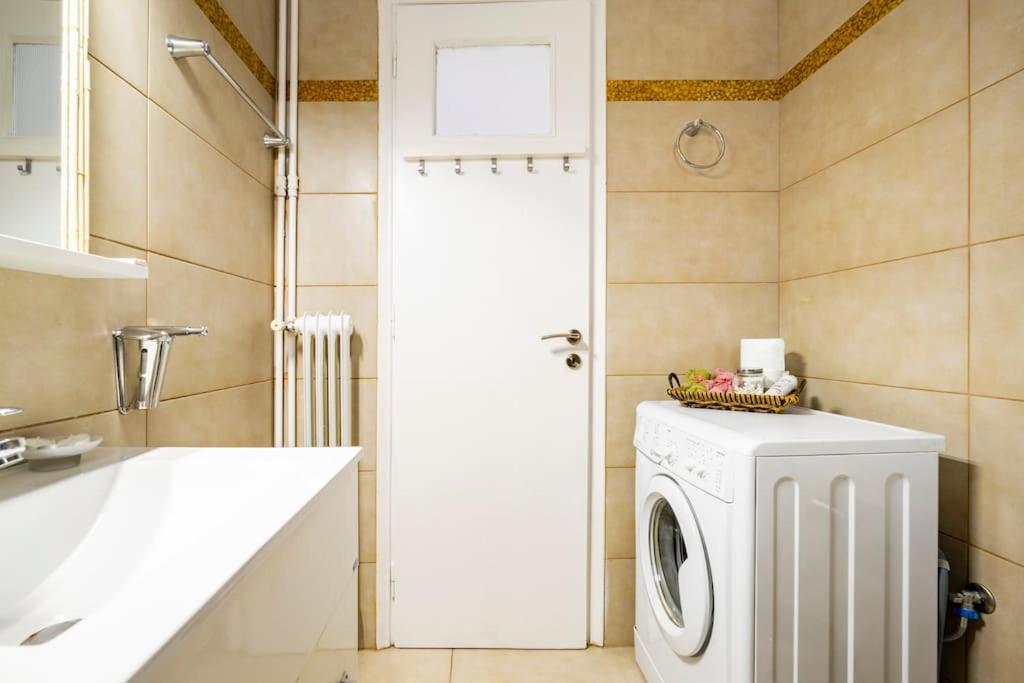 Athens Paradise Cozy 53 Sqm Apartament Near To Metro Εξωτερικό φωτογραφία